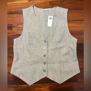 NWT. Abercrombie & Fitch Light Gray Vest